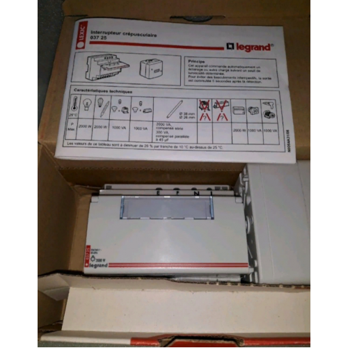 Сумеречный выключатель Legrand 003725
