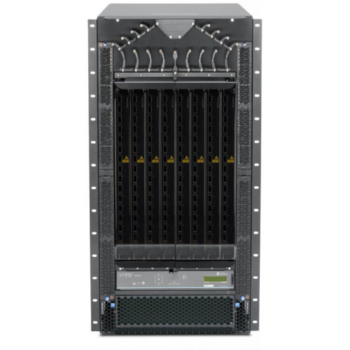 Коммутатор Juniper QFXC08-CHASA